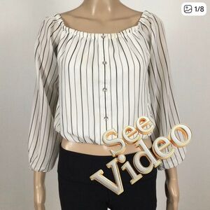 👛2/$20 GUESS Collarless Pull On Lined Body Crop Blouse Elasticized Neck, Sleeve…